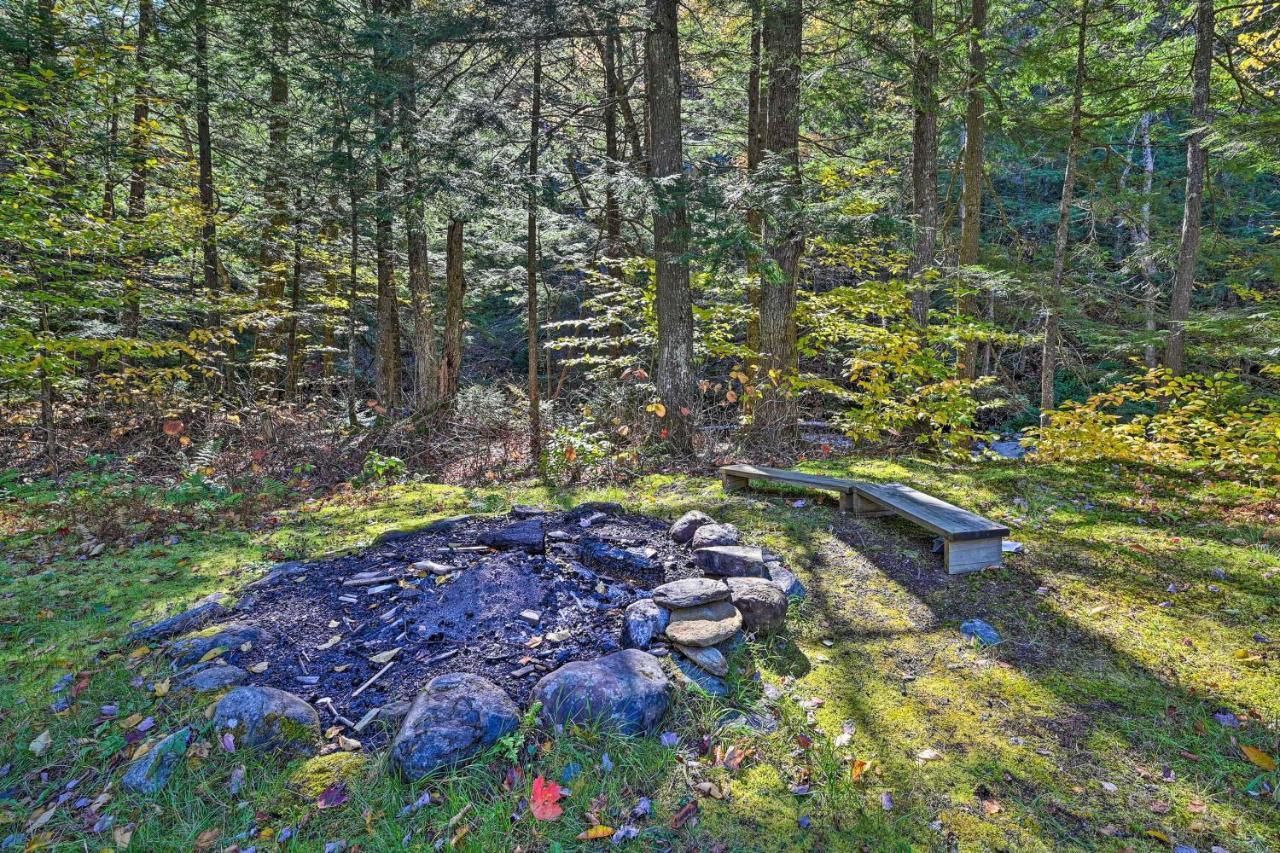 Remote Cabin With Fire Pit 3 Miles To Stowe Mtn! Dış mekan fotoğraf