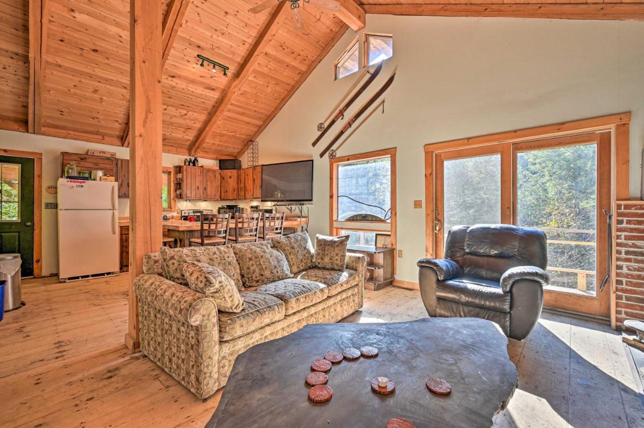 Remote Cabin With Fire Pit 3 Miles To Stowe Mtn! Dış mekan fotoğraf